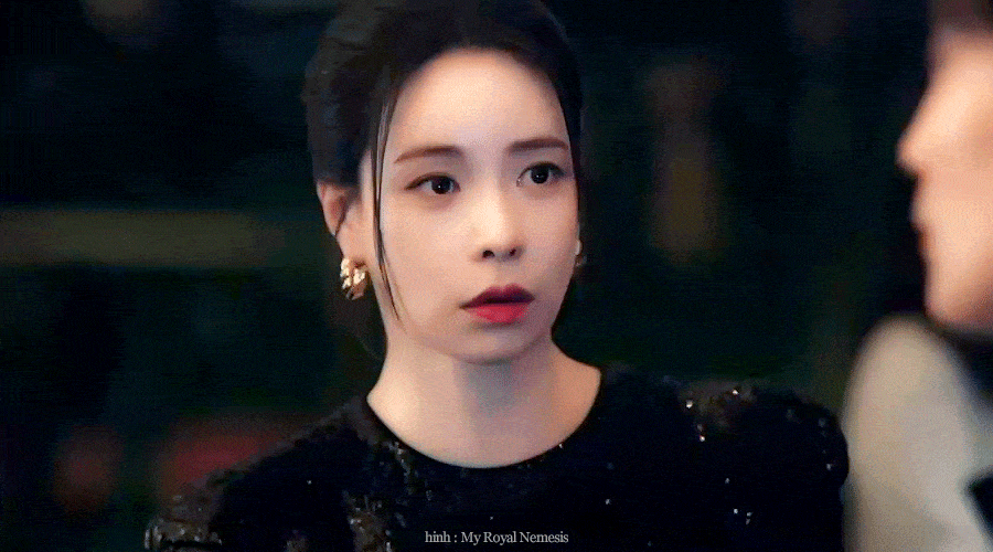 VWqJyU.gif