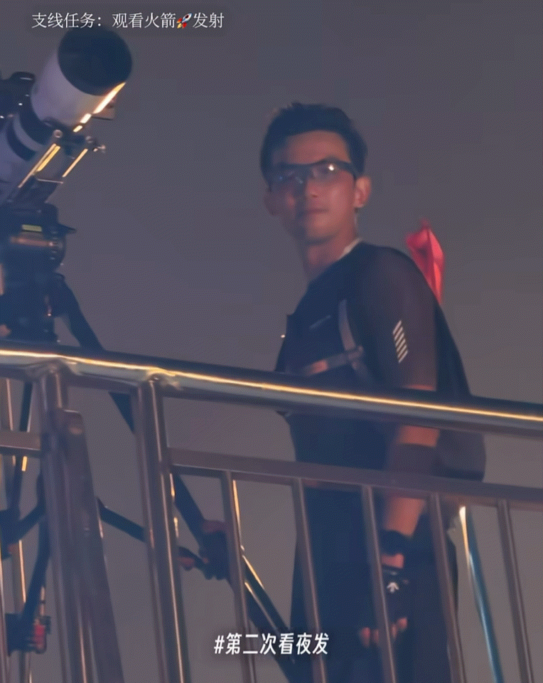 VfxeEG.gif