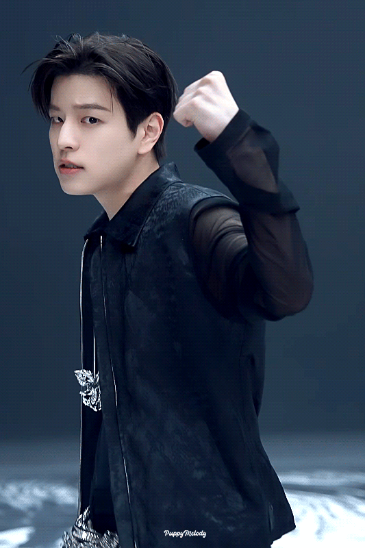 VkiCBC.gif