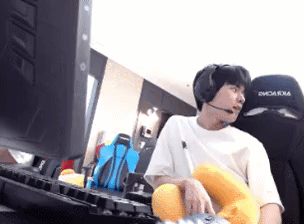 VxxDWT.gif