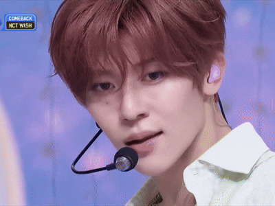 WEIURU.gif