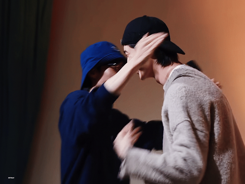 WLxaOu.gif