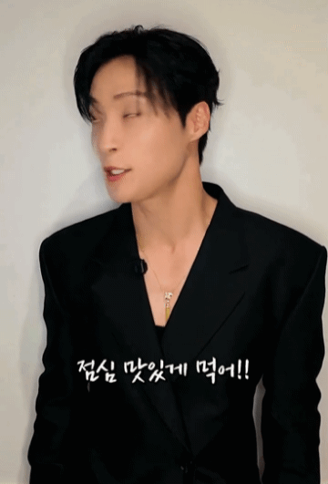 WNDDRy.gif