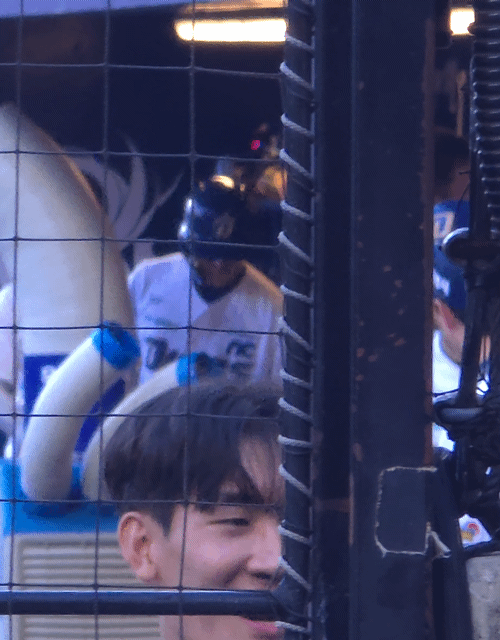 WZalEx.gif