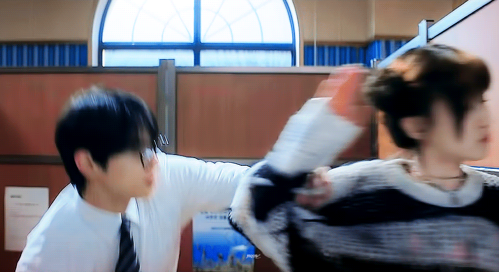 Wclktx.gif