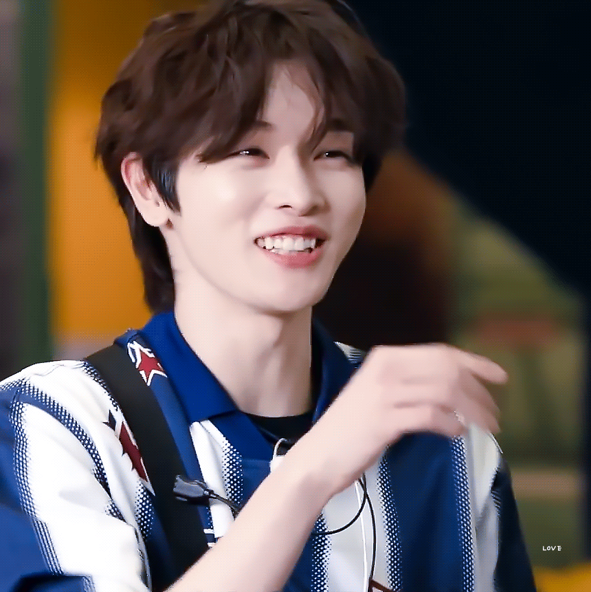 WmLKGB.gif