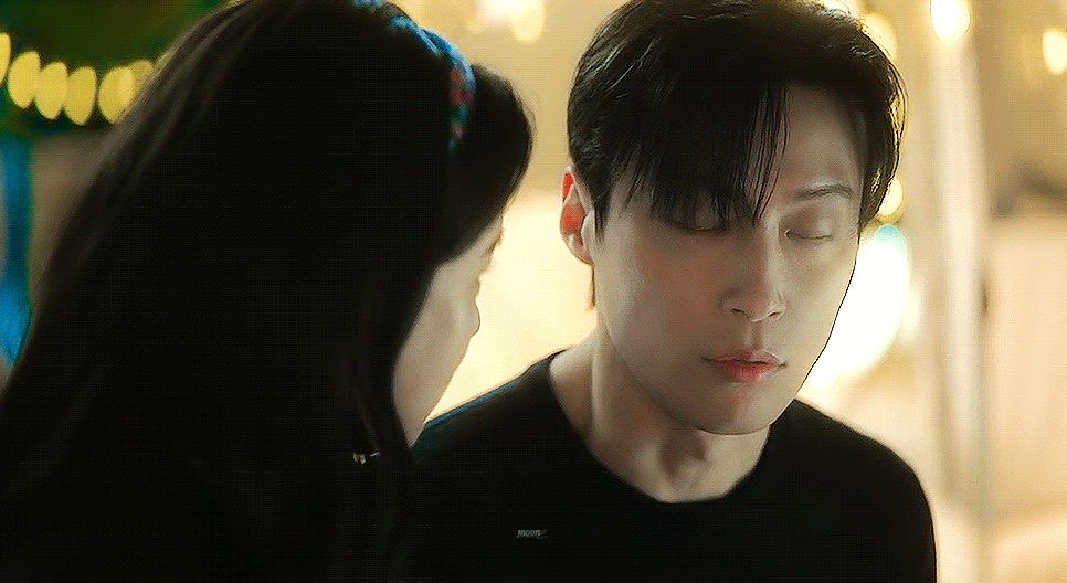 WvJkFV.gif