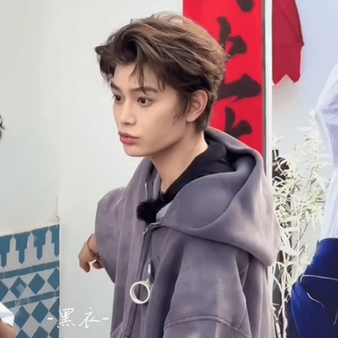 WvSnjH.gif