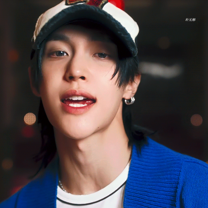 WzzreU.gif