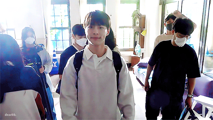 XBAIEY.gif