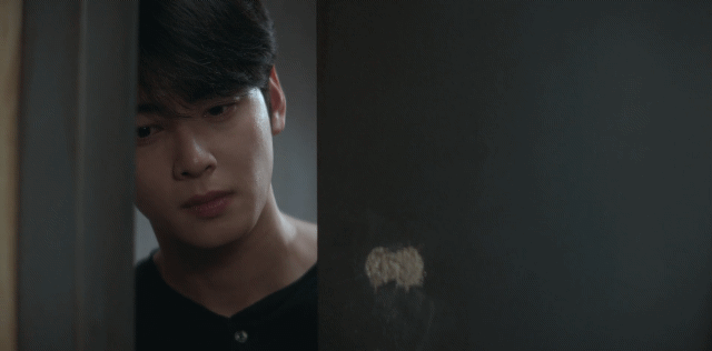 XFhyJx.gif