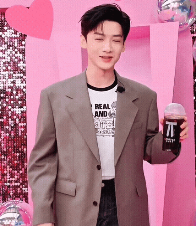 XpXcxC.gif