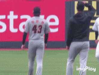 XxSNlT.gif