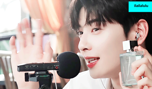 YGgddY.gif