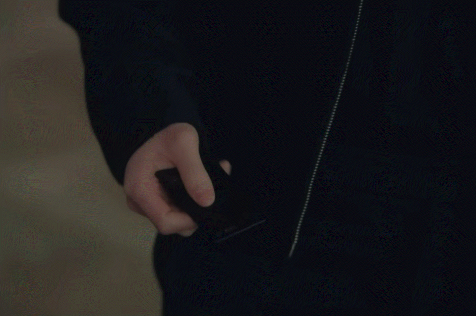 YJyQZD.gif