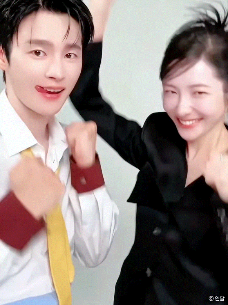 YQApUz.gif