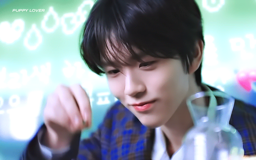 YQaXkZ.gif