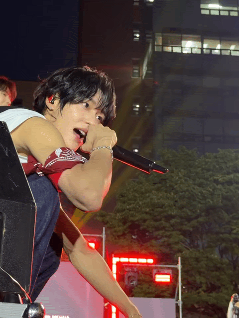 YUEkbd.gif