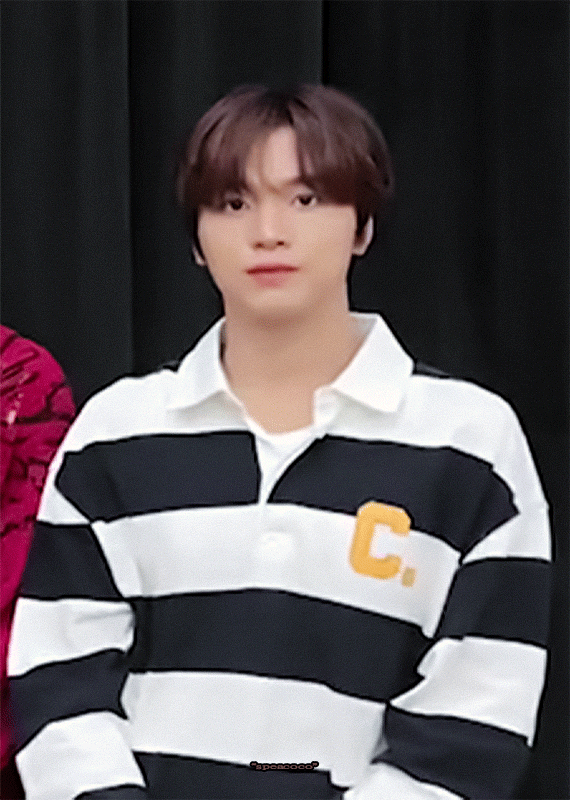 YXEYhj.gif
