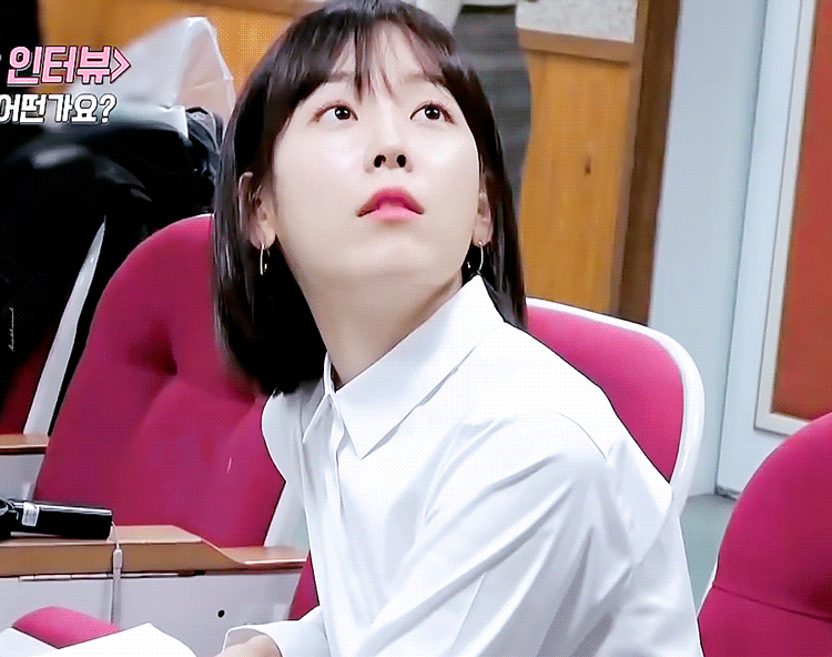 YgwCsk.gif