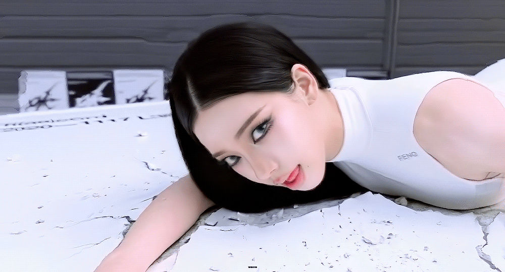 YkejBi.gif