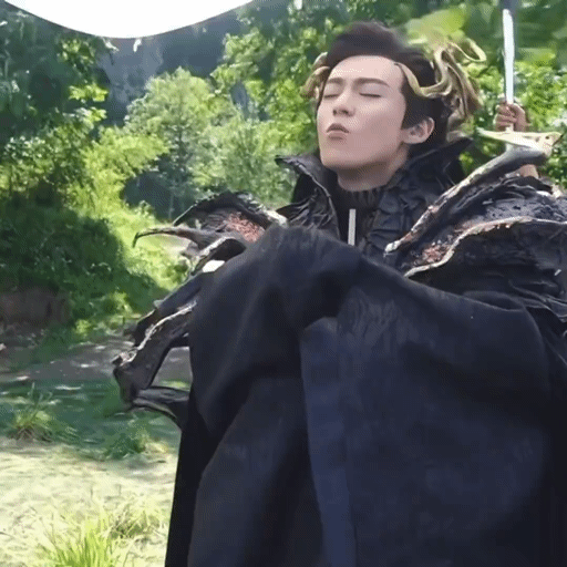 YofhKl.gif