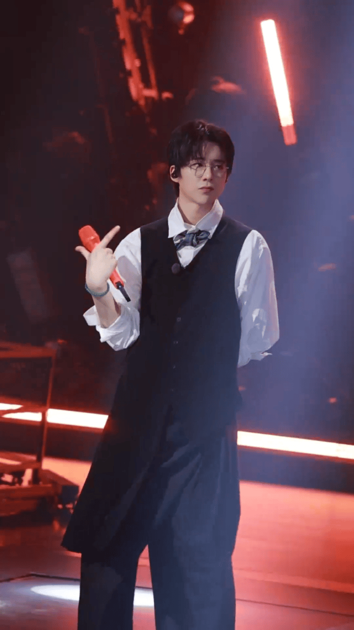 YuNsSV.gif