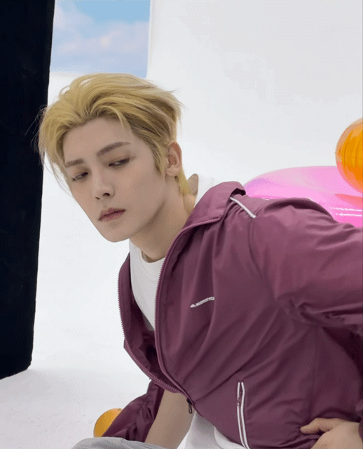 YzQAbE.gif