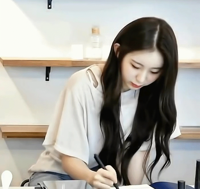 ZHpNdH.gif