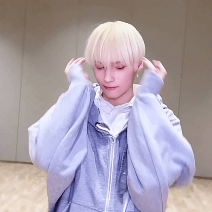 ZPRUOW.gif