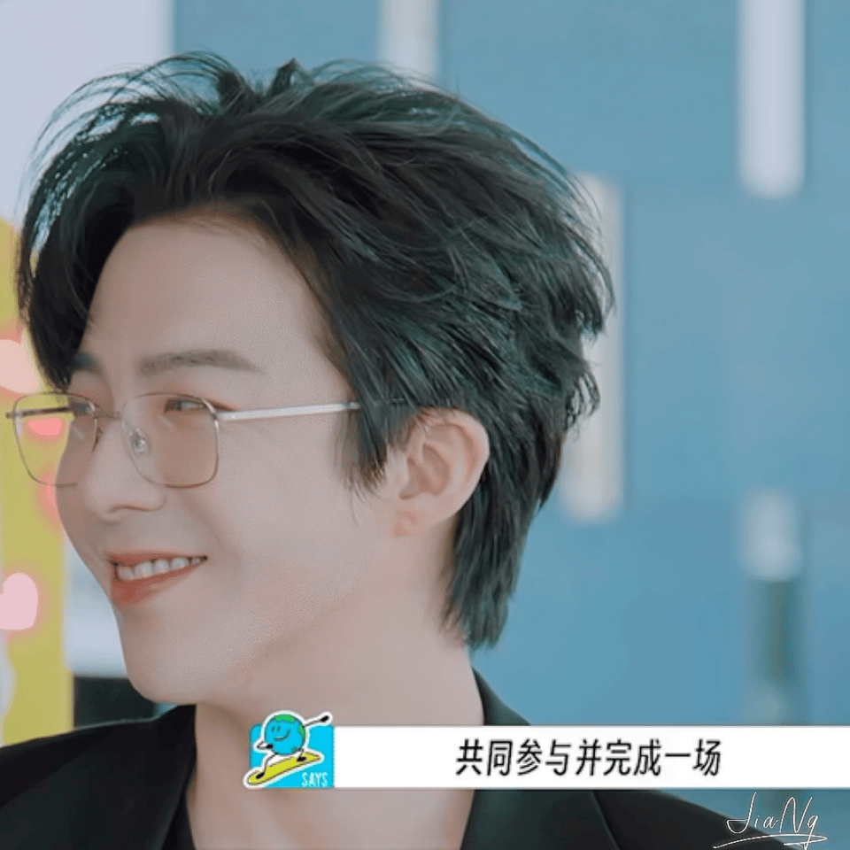 azwjCx.gif