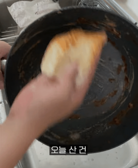 bHYwJA.gif