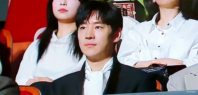 bQSaUI.gif