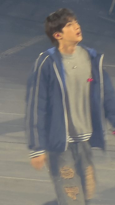 bRYdyJ.gif