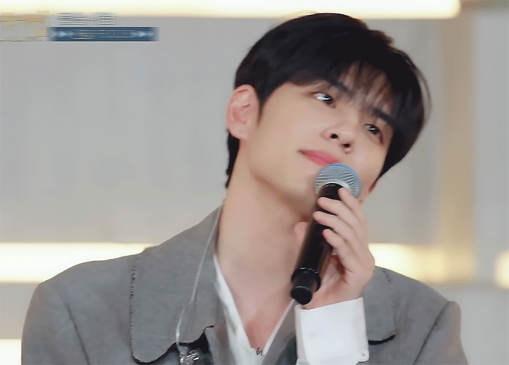 bWktxJ.gif