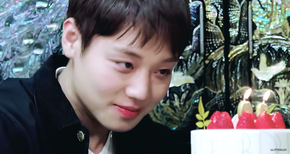 bheNOU.gif