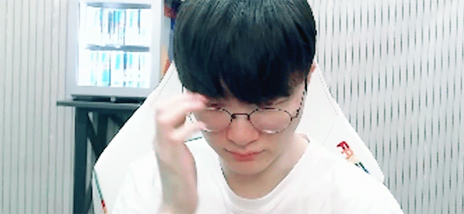 cDzkfX.gif