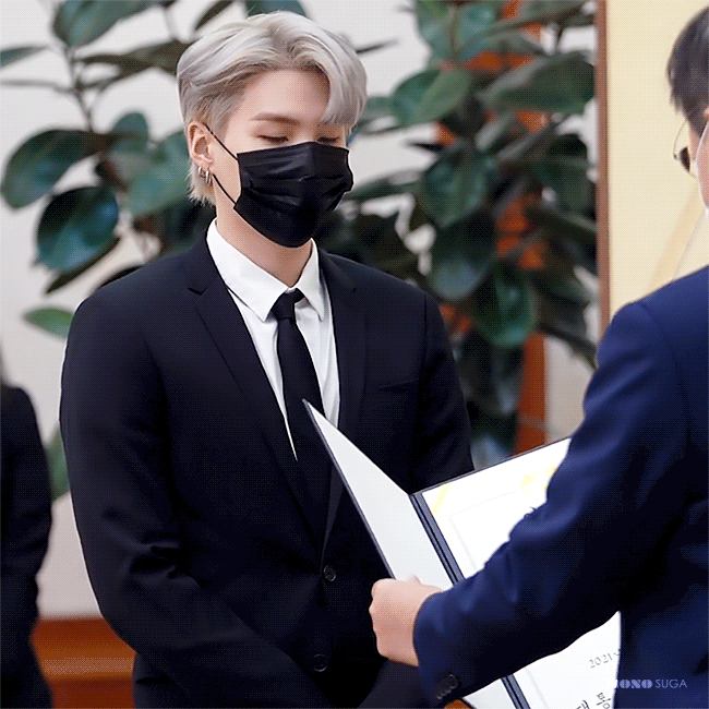 cJLEVq.gif