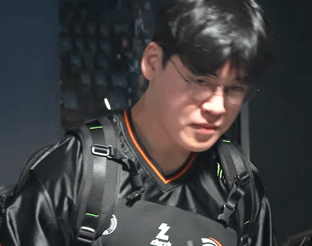 cdpMqU.gif