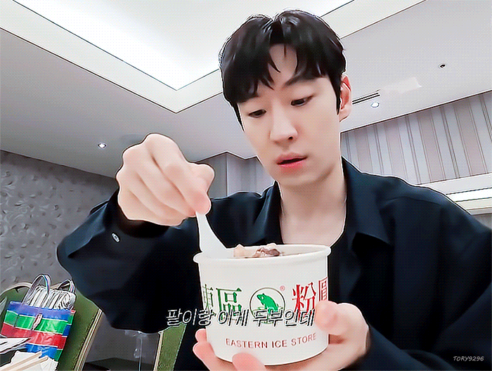 cfTXSy.gif