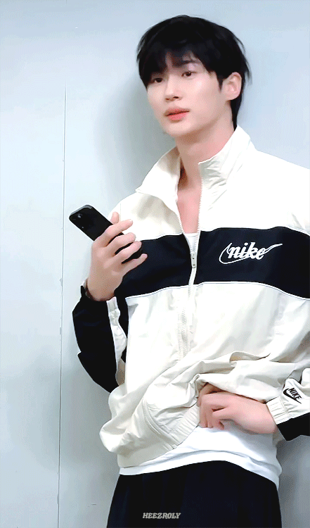 cwrTHD.gif