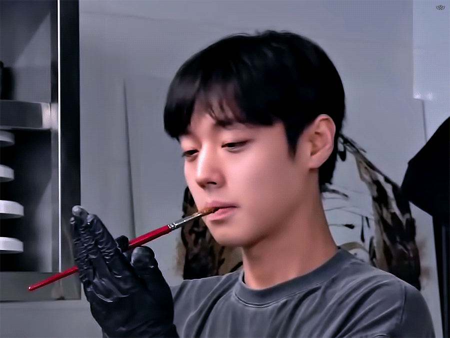 dHTUAq.gif