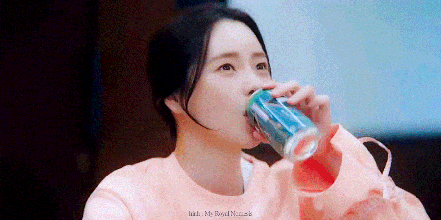 dXYBsD.gif