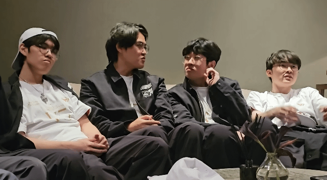 dgXBKm.gif