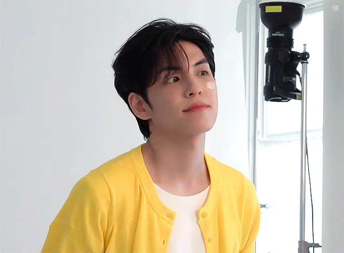 eHwFZy.gif