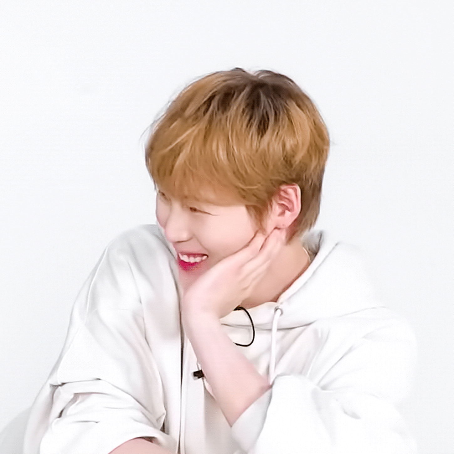 fJFkUw.gif
