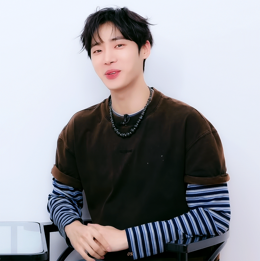 fNRYxC.gif