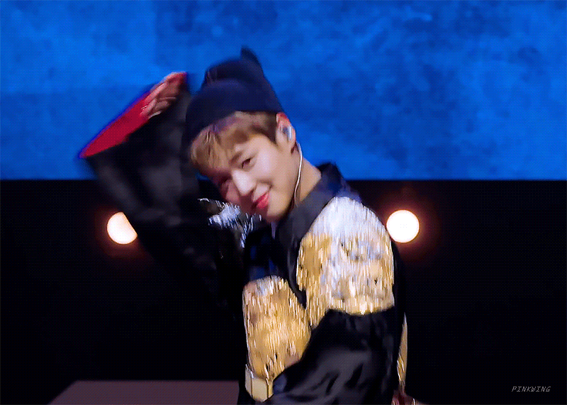fWxJjV.gif