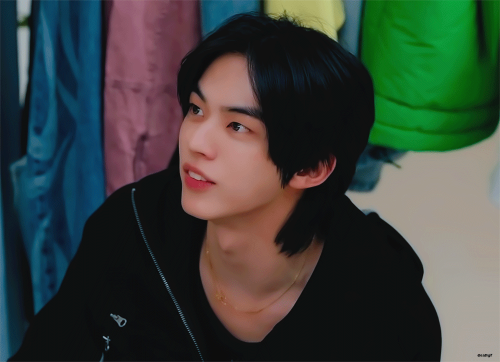 gEQsNv.gif