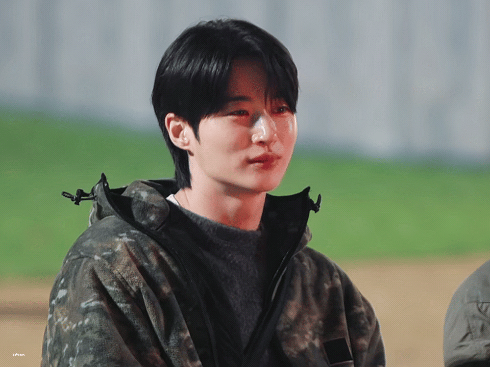 gIEoit.gif